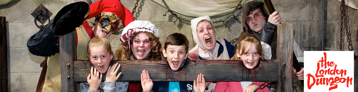 London-Dungeon-stocks.jpg