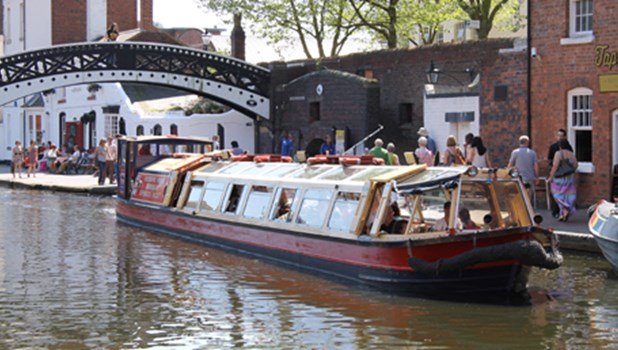Birmingham Canal Booze Cruise