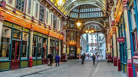Alleyways and Courtyards of London Tour