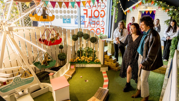 Caddies Crazy Golf