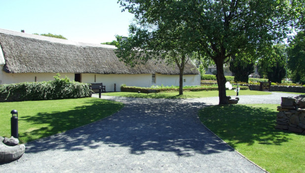 Robert Burns Museum Detail