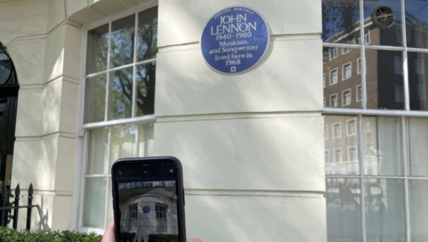 Beatles Magical Mystery Tour Detail