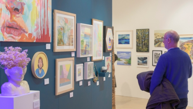 Rugby Art Gallery And Museum Detail