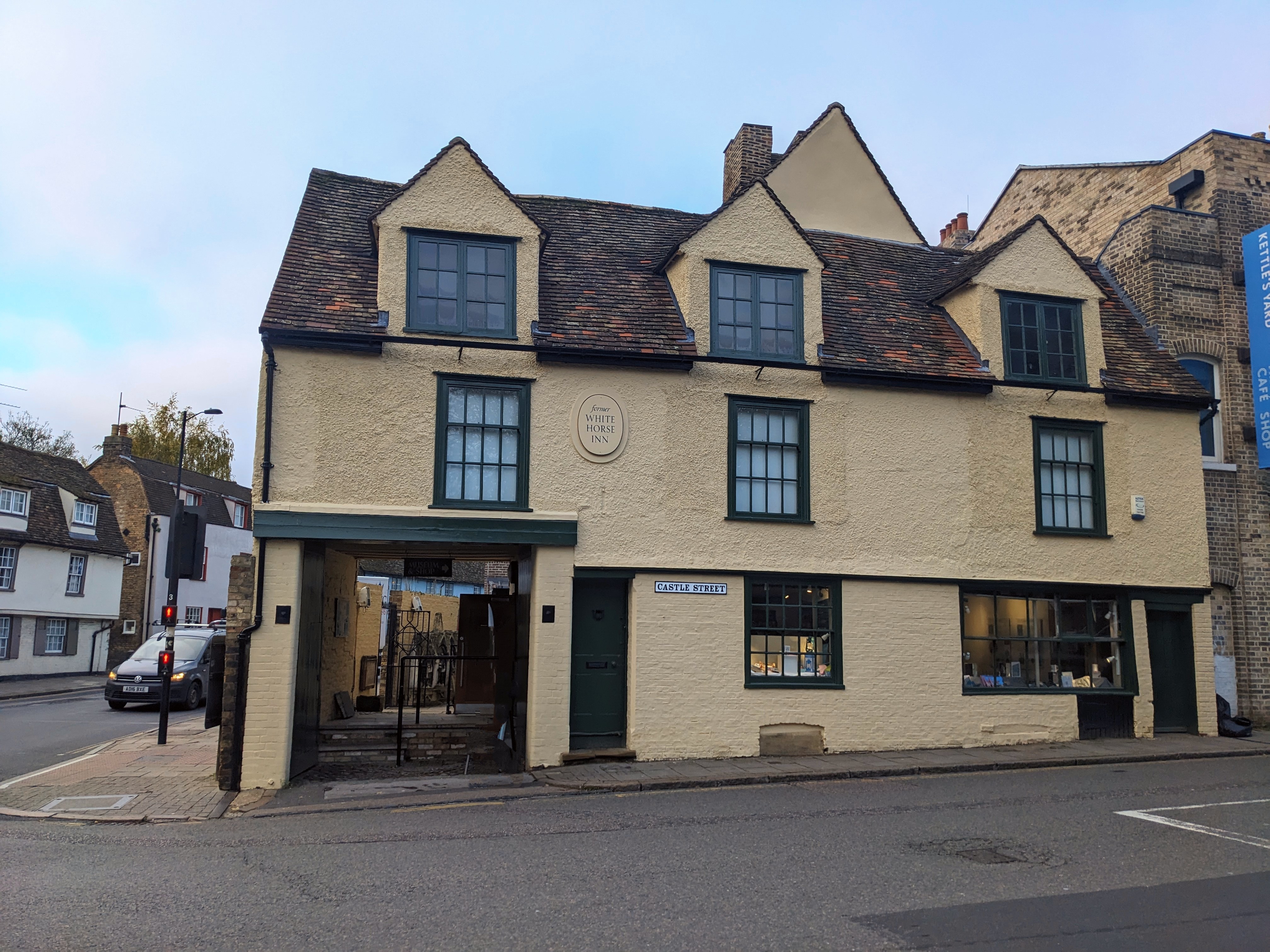 PXL 20231025 105925040~2