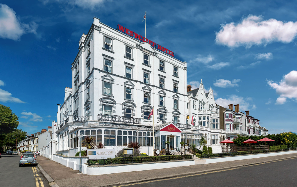 Cocktails At The Westcliff Hotel ADD3