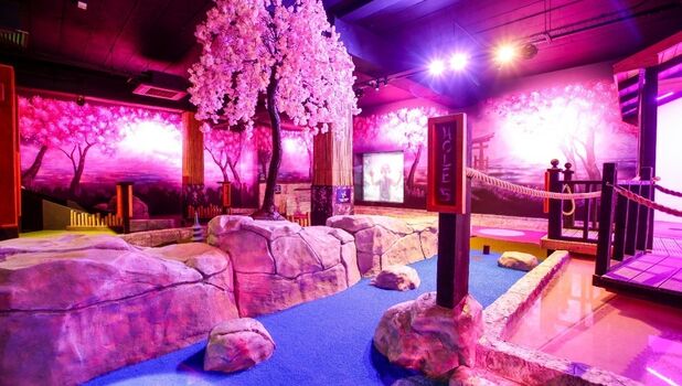 2 4 1 Golf At Putt Putt Social Gloucester Detail