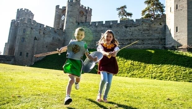 Warwick Castle Detail (2)