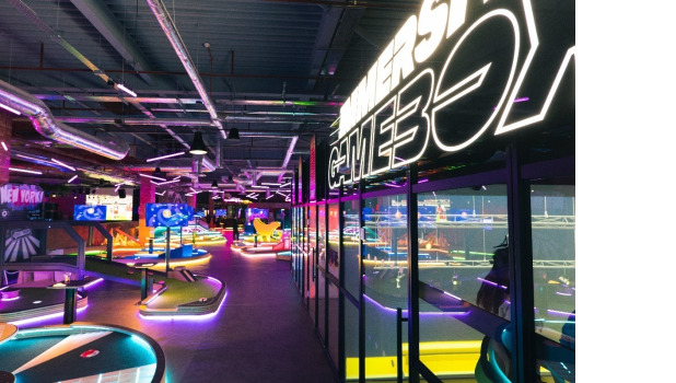 Gravity MAX Liverpool Urban Street Golf Detail